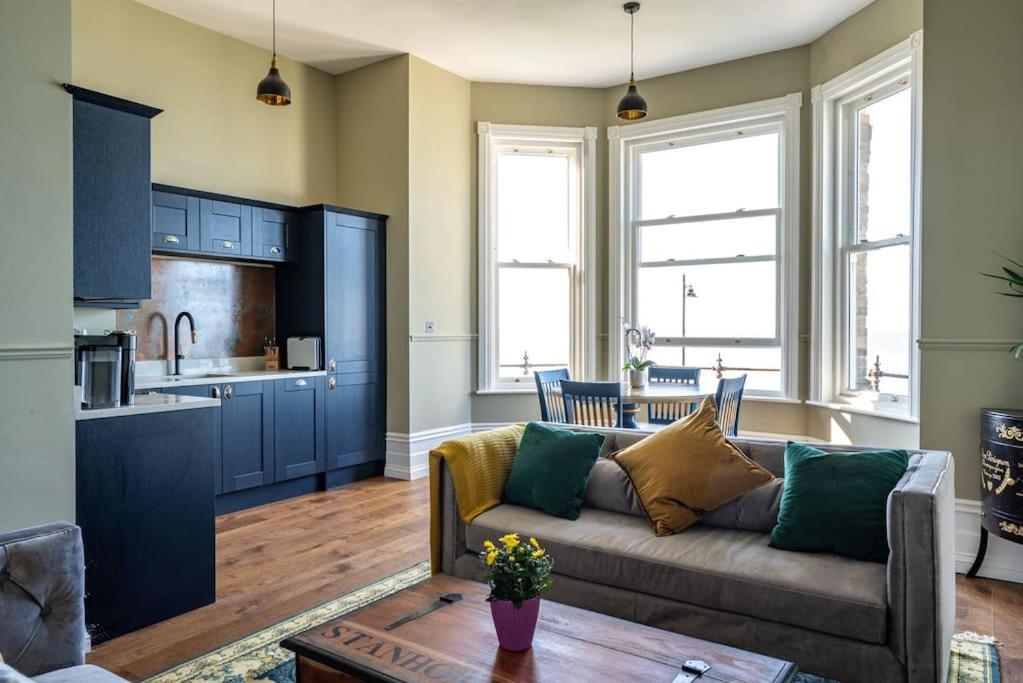 Beachfront Luxury Home With Spectacular Sea Views Herne Bay Exteriér fotografie