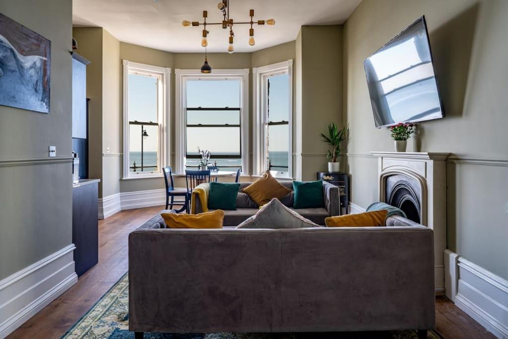 Beachfront Luxury Home With Spectacular Sea Views Herne Bay Exteriér fotografie